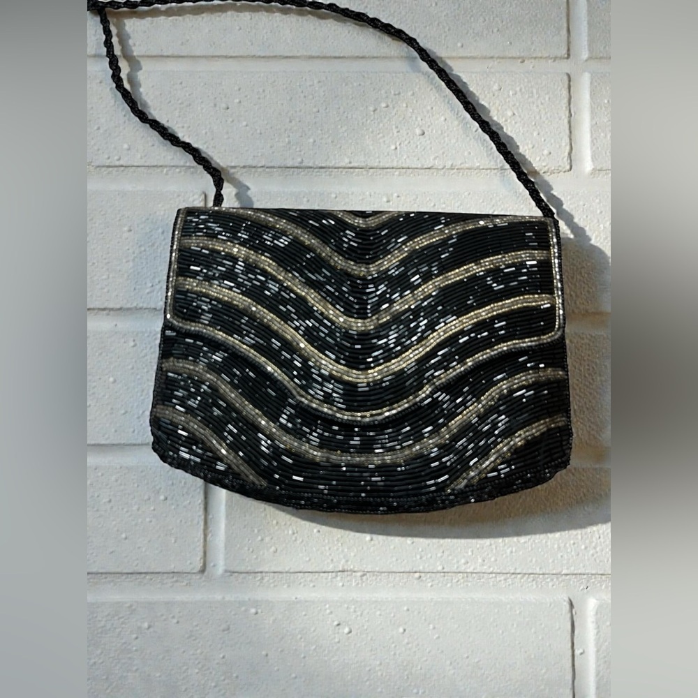 Hollywood pin up glam La Regale beaded purse cocktail vintage clutch